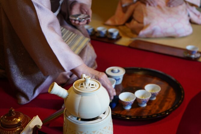 Sencha-do the Japanese Tea Ceremony Workshop in Kyoto - Sencha and wagashi finish the lesson