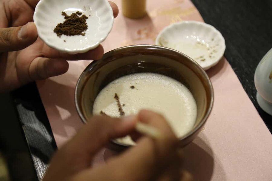 Shanghai: Song Dynasty Tea Ceremony Experience - A Traditional Setting in Modern Shanghai