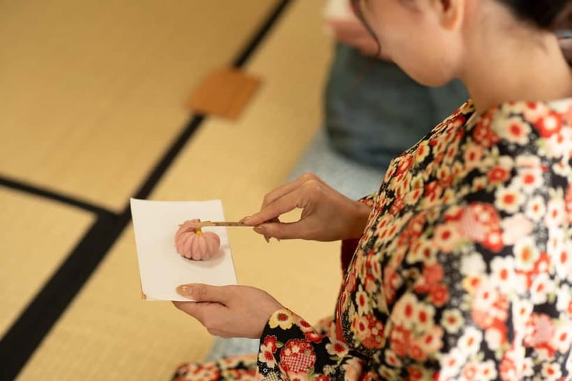 Sheraton Miyako Hotel Osaka: Tea Ceremony with Kimono Rental - Key points to know before you book