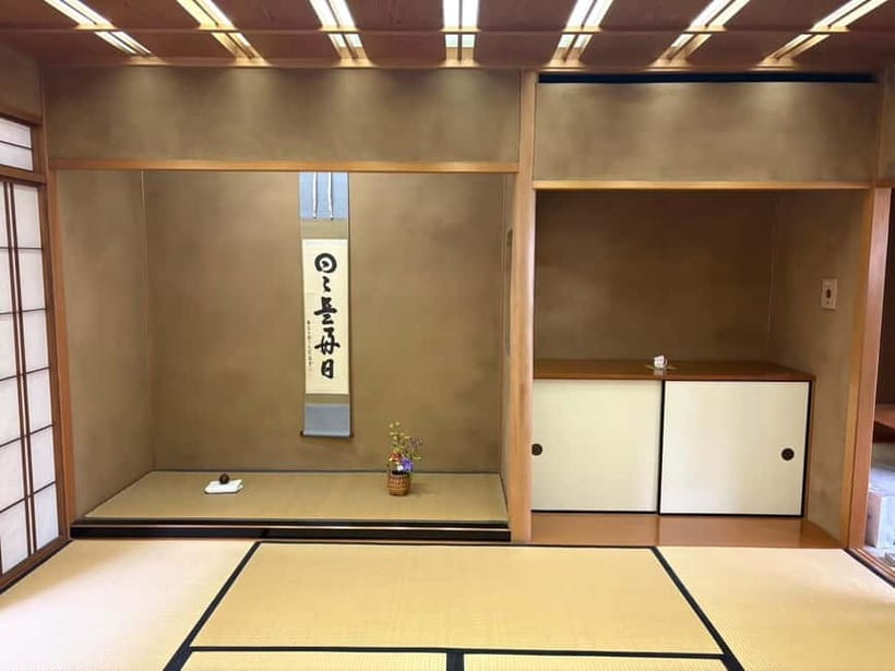 Sheraton Miyako Hotel Osaka: Tea Ceremony with Kimono Rental - Making and drinking your own matcha