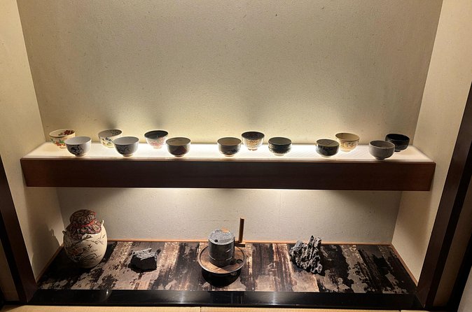 Silent Beauty of Kyoto Zen Walk and Tea Experience - One hour at Camellia Flower