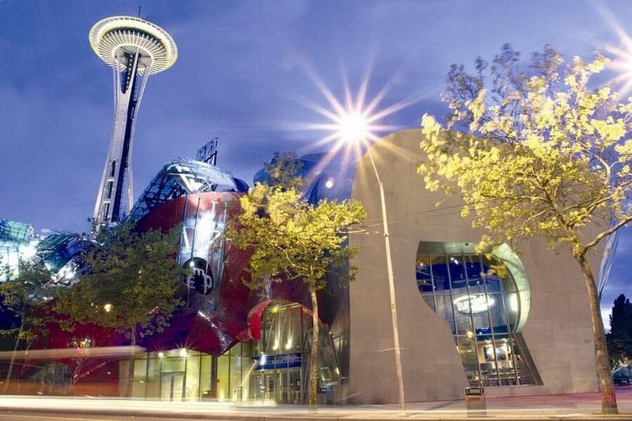 Small Group Seattle Day Tour with Major Attractions,Tea&Deli - Key points at a glance