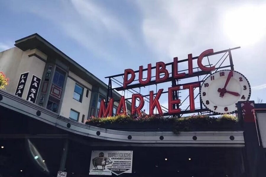 Small Group Seattle Day Tour with Major Attractions,Tea&Deli - Kerry Park: Seattle in one frame