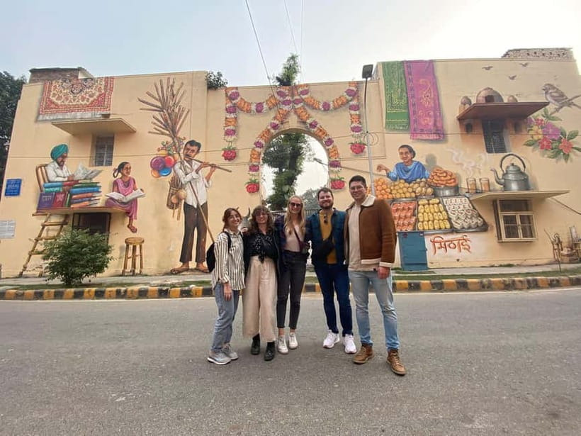 Street Art Walk with Chai & Snack - What to Know Before You Book