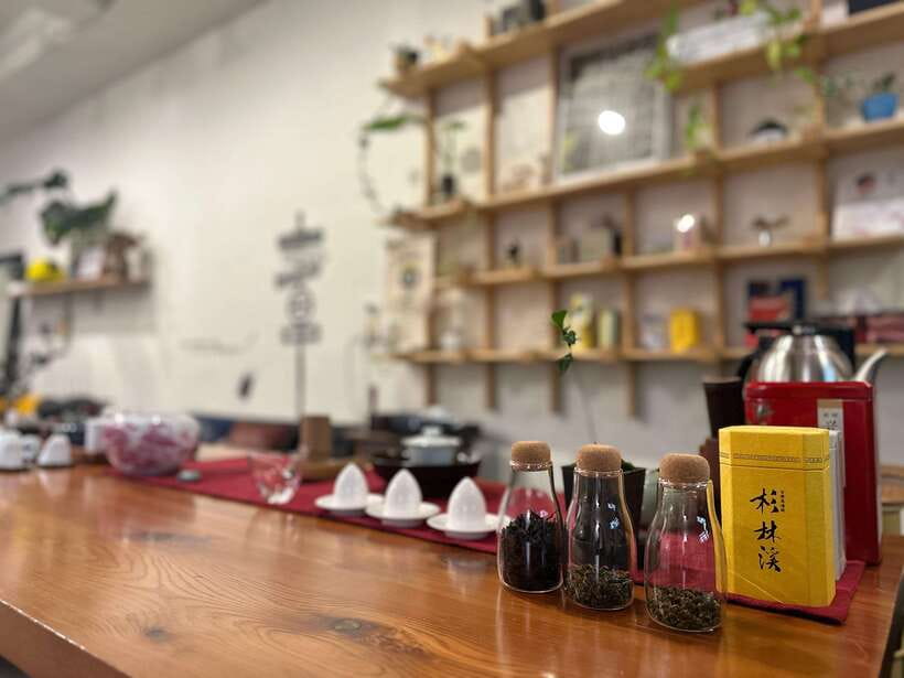 Tainan Culture Trip: Chinese Tea Ceremony_Oolong Tea - Tea Etiquette Without the Stiffness