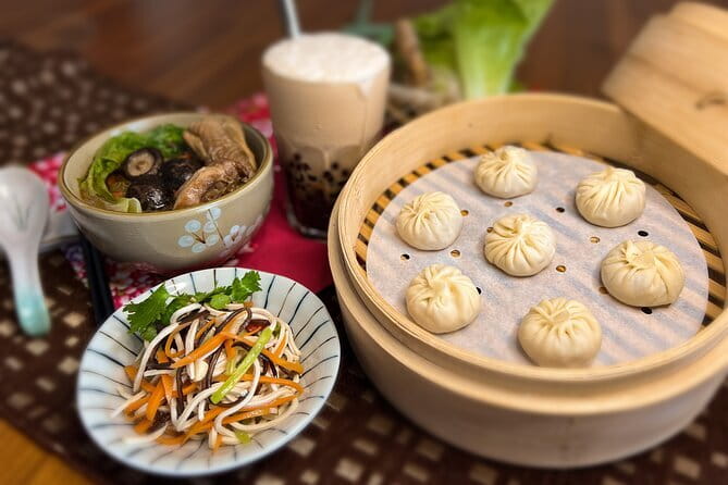 Taipei Fresh Market Tour and Colorful Bubble Tea Making - The best reasons to book this experience
