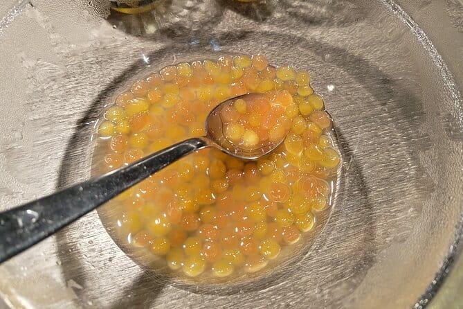 Taipei Fresh Market Tour and Colorful Bubble Tea Making - Returning to the studio for colorful boba