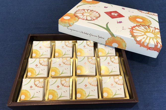 Taiwanese Baking Class with Oolong Tea Tasting in Taipei - Oolong tea and the final tasting
