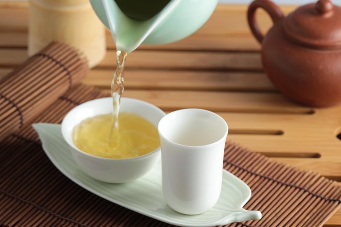 Taiwanese Baking Class with Oolong Tea Tasting in Taipei - Making pineapple cakes and mung bean cakes