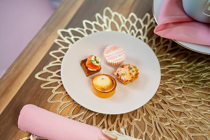 Tea Around Town® NYC: Mobile Tea Room Experience - What the 90-minute schedule really means