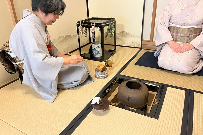 Tea ceremony experience in Osaka with a small group - Why the small group matters