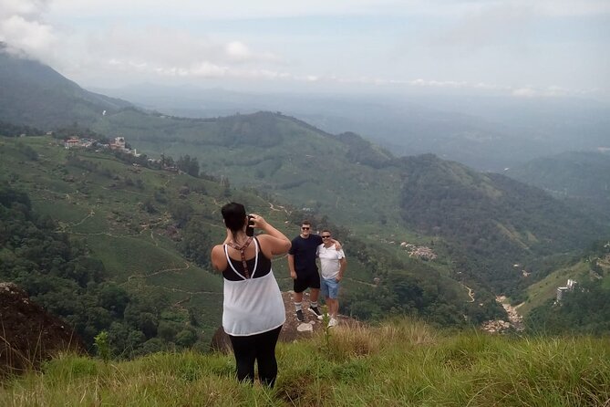 Tea Plantation, Grass Land and Mountain Hiking in Munnar - Open grassland on Lakshmi Hills