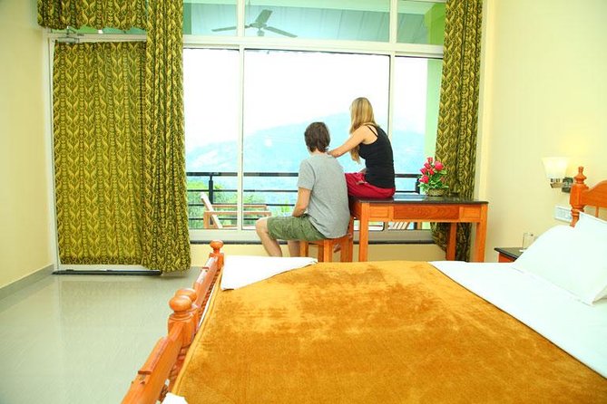 Tea plantation walk and stay in valley view Room (By Munnar Info) - A quiet start at Green Valley Vista