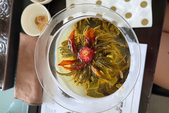 Tea Tasting and Pairing Concept Workshop - Learning the gongfu method with Vivian