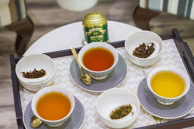Tea Tasting Session at India's oldest tea boutique : Sancha Tea Boutique - Arriving at Sancha Tea Boutique on MI Road