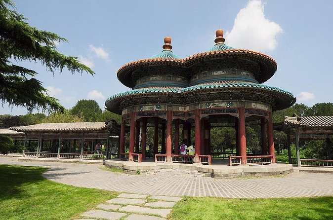 Temple of Heaven Private Tour and Tea Tasting at Maliandao Tea Street - Imperial Vault, Echo Wall, and Circular Mound Altar