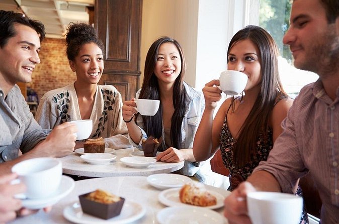 The Bermuda Tea and Tales Experience - Why the small group size matters