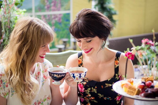 The Bermuda Tea and Tales Experience - Learning how Bermuda’s plants become tea