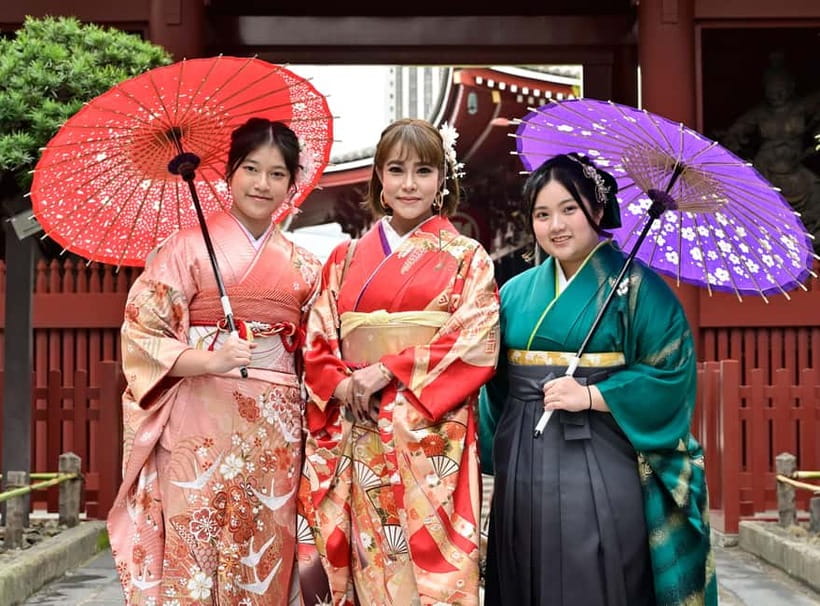Tokyo: Asakusa Kimono Dressing and Matcha Experience - Hair, accessories, and the practical comfort test