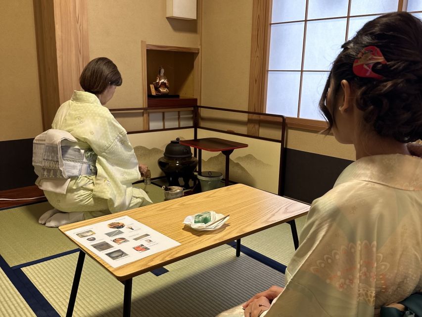 Tokyo:Genuine Tea Ceremony, Kimono Dressing, and Photography - Learning the ceremony one movement at a time