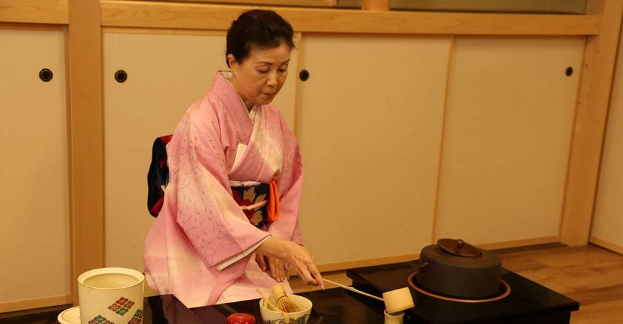 Tokyo: Practicing Zen with a Japanese Tea Ceremony - What this Tokyo tea ceremony really offers