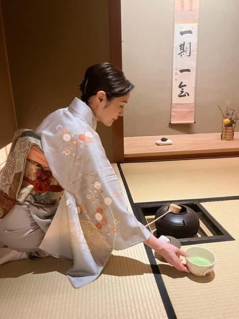 Tokyo: Private Tea Ceremony with Matcha and Sweet - Sitting, clothing, and what to bring