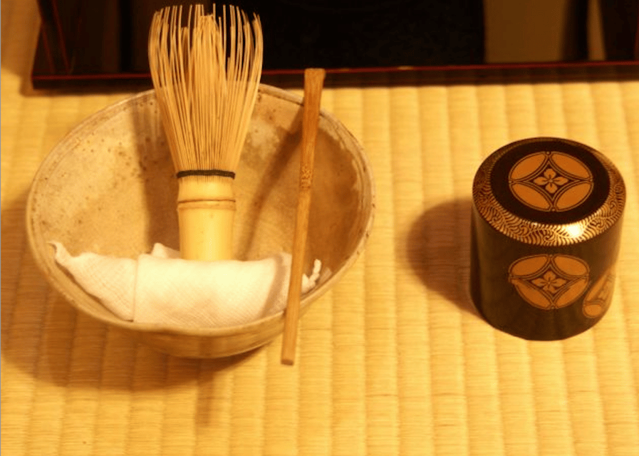 Tokyo:Tea ceremony experience at Komaba Warakuan - Why the small group matters