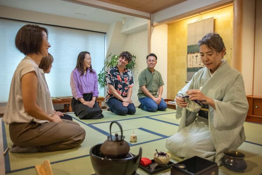 Tokyo: Tea Ceremony Experience in Asakusa - A calm introduction to matcha