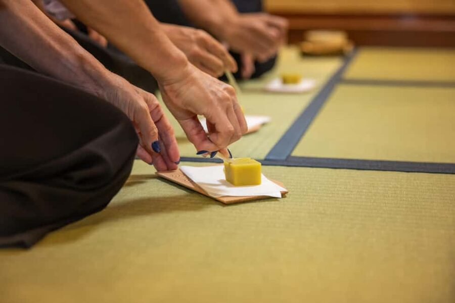 Tokyo: Tea Ceremony Experience in Asakusa - Traditional sweets and the taste of the ceremony