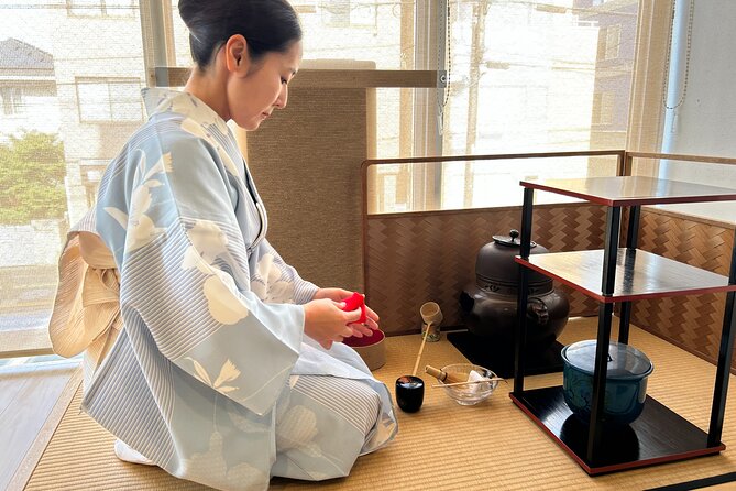 Tokyo: Tea Ceremony & Japanese Sweets Making - Shaping a seasonal Japanese sweet