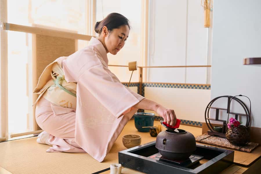 Tokyo: Tea Ceremony & Japanese Traditional Sweets - Why the tea and sweet belong together