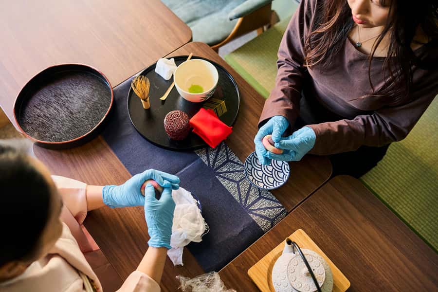 Tokyo: Tea Ceremony & Japanese Traditional Sweets - A small-group class in Hakusan