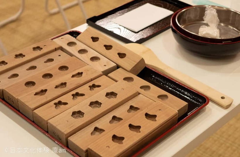 Tokyo: Two Types of Japanese Sweets Making and Tea Ceremony - Why the seasonal sweets matter