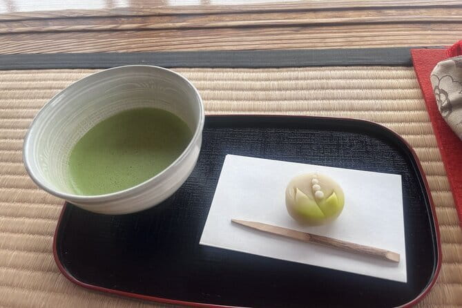 Tokyo Walking Tour : Sumo, Sushi, Tea, Temples and Tokyo Tower - Hama Rikyu Gardens and a proper tea pause