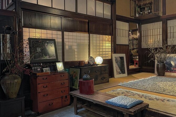 Traditional Japanese Tea Ceremony at Master's Private Tea Room - Hida Craftsmanship in a Narrow House
