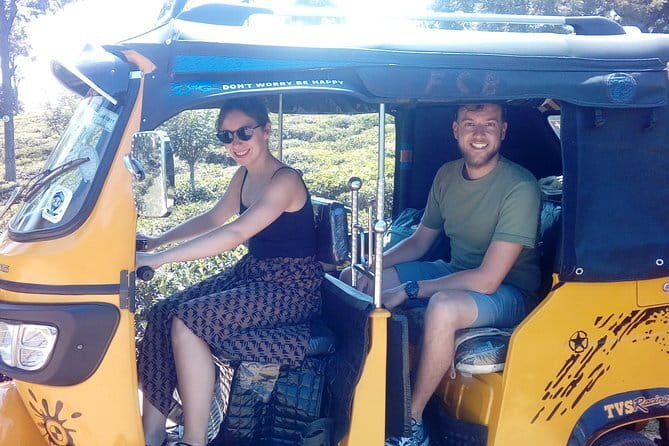 Tuk Tuk safari and Picnic in The Tea Plantation from Ella,Haputale & Bandarawela - The tuk tuk ride through Sri Lanka’s tea country