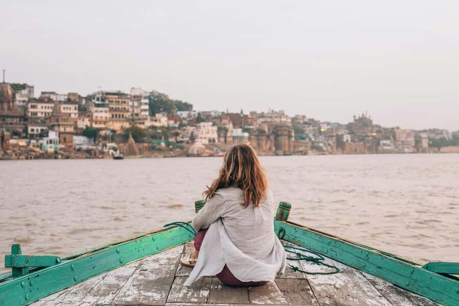 Varanasi: Sunrise Boat Ride with Masala Tea - Arti Ceremony - The return to Assi Ghat