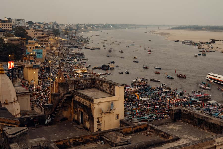 Varanasi: Sunrise walking tour with Chai & Arti Ceremony - The Ganges boat ride and the view from the water