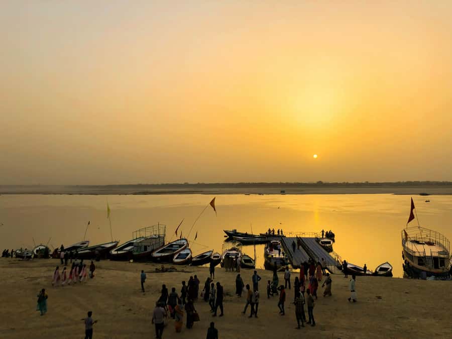 Varanasi: Sunrise walking tour with Chai & Arti Ceremony - Is $17 a fair price?