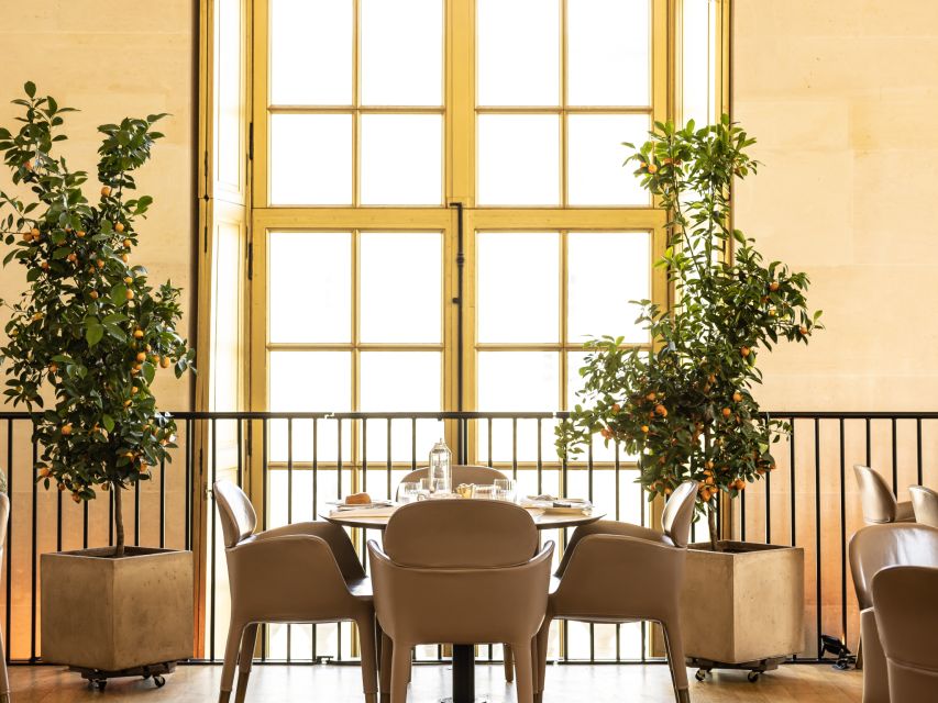Versailles: Skip-the-Line Entrance and Tea Time at Ore - Starting at Ore in the Pavillon Dufour