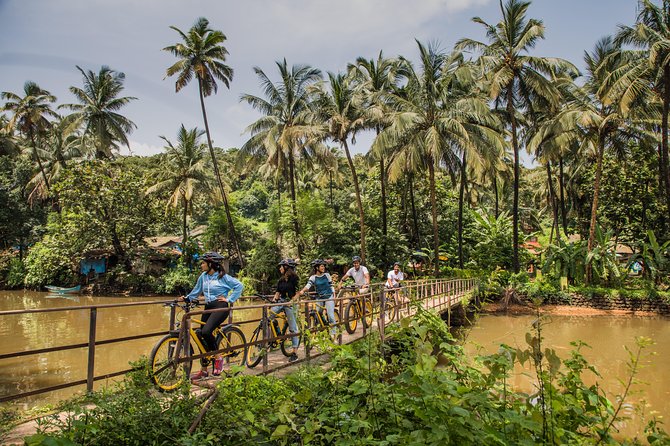 Village Vibes: Cansaulim Coastal E-Bike & Japanese Tea Tour - St. Thomas Church and Dr. Barbosa House