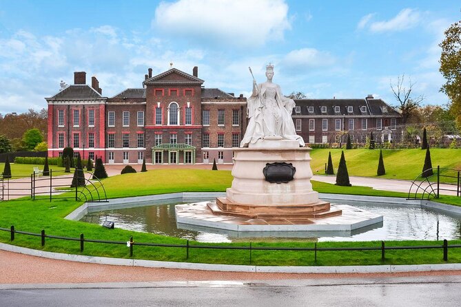 VIP Kensington Palace Gardens Tour & Royal Tea Crown Experience - Key points to know before booking