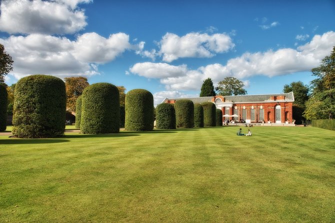 VIP Kensington Palace Gardens Tour & Royal Tea Crown Experience - The Cradle Walk and Sunken Garden