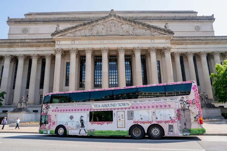 Washington, D.C.: Tea Around Town Bus Tour with Landmarks - Afternoon tea on a pink Washington bus
