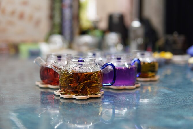 World Teas and Turkish Tea Brewing & Tasting Workshop in Istanbul - The instructors make the difference