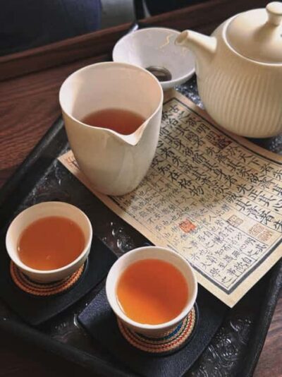Xi’an Chinese Calligraphy Workshop: Ink Art & Tea Tasting