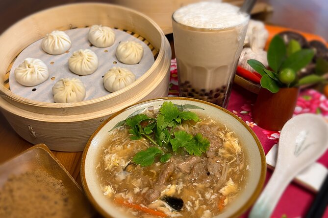 Xiao Long Bao, Pork thick soup, Bubble milk tea. Taiwan Traditional Light Meals Experience-B (Taipei Cooking Class) - What the instruction is like
