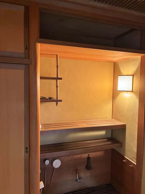 Yokohama : Tea Ceremony with Sweets and Souvenir - The souvenir tea set adds real value